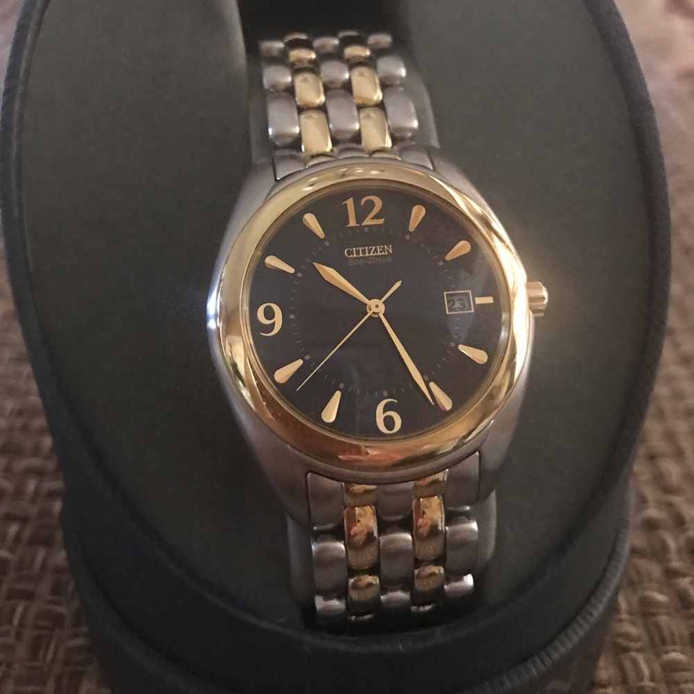 🎉HP🎉NWOT Men’s Citizen Watch🎉 - Picture 3 of 6